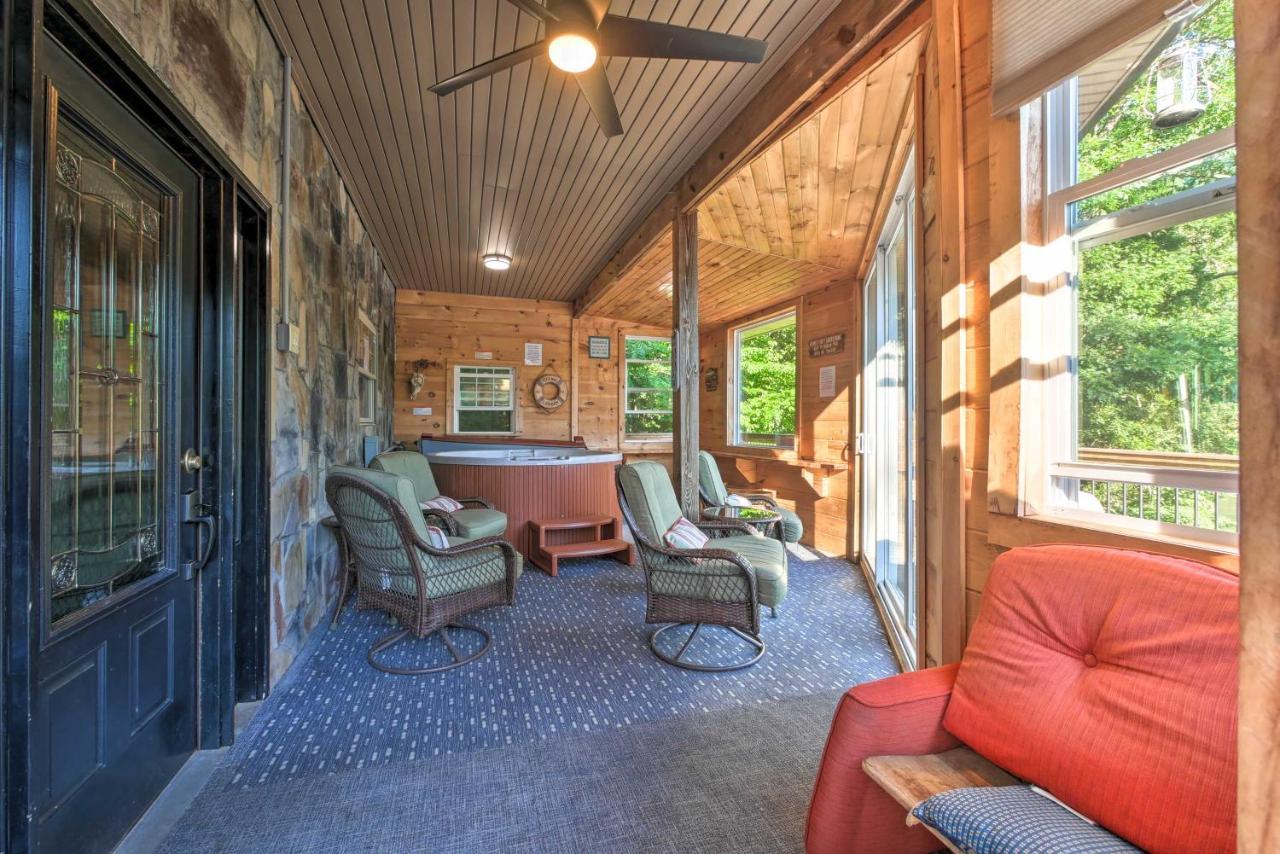 Tenn River Cabin With Hot Tub - 10 Mi To Chattanooga Exterior photo